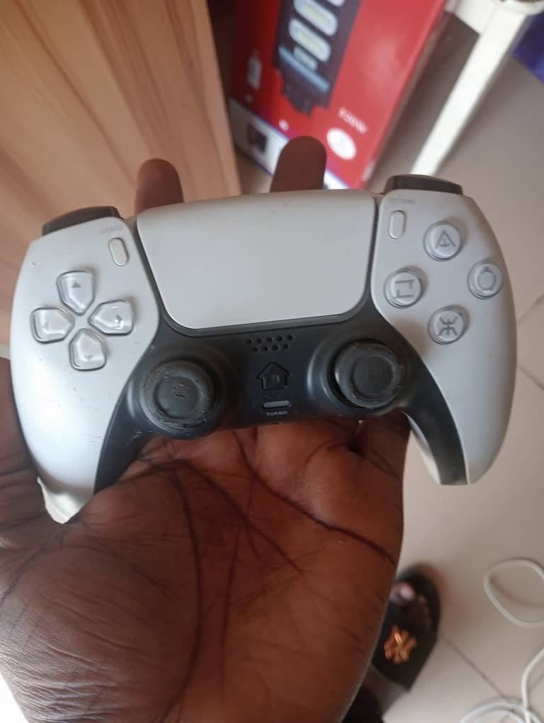 PS 5 pad