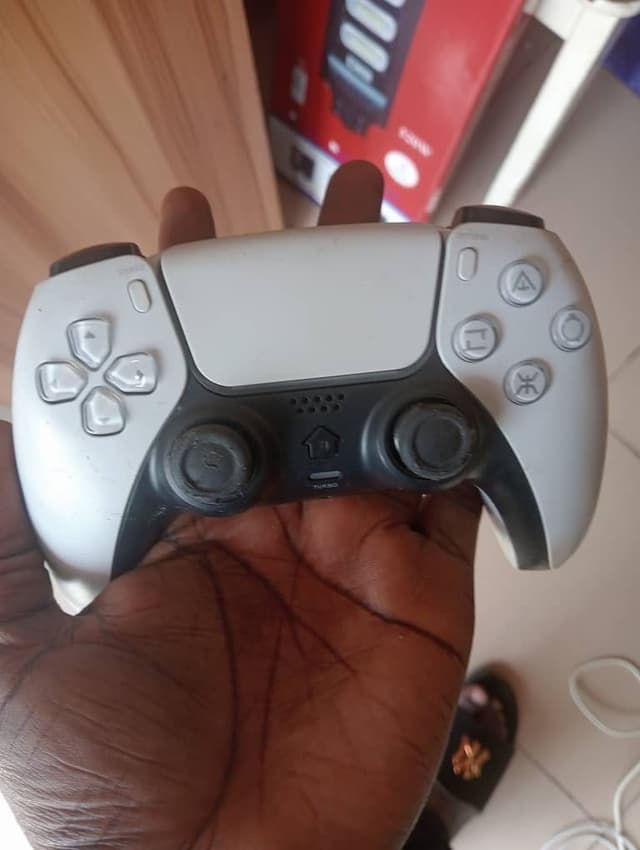 PS 5 pad
